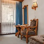 Vier Jahreszeiten 3*