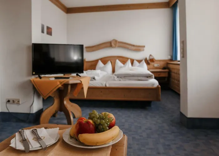 Vier Jahreszeiten Hotell