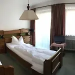 Vier Jahreszeiten Отель Берхтесгаден