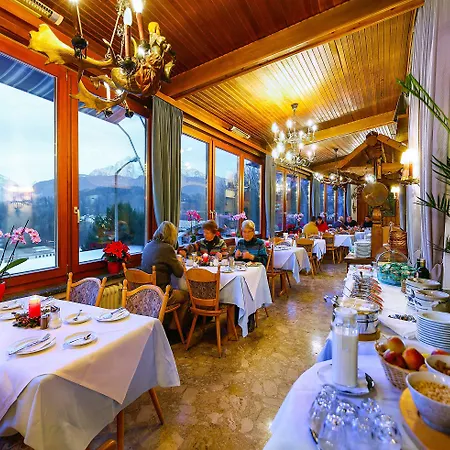 Hotel Vier Jahreszeiten 3*