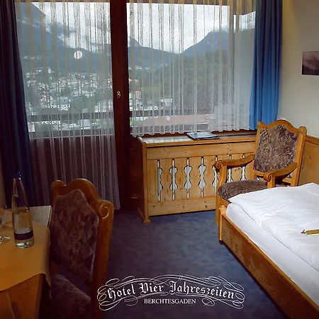 Hotel Vier Jahreszeiten 3*
