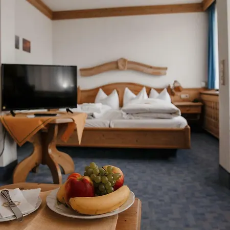 Vier Jahreszeiten Hotel