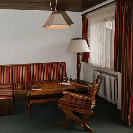 Hotel Vier Jahreszeiten 3*