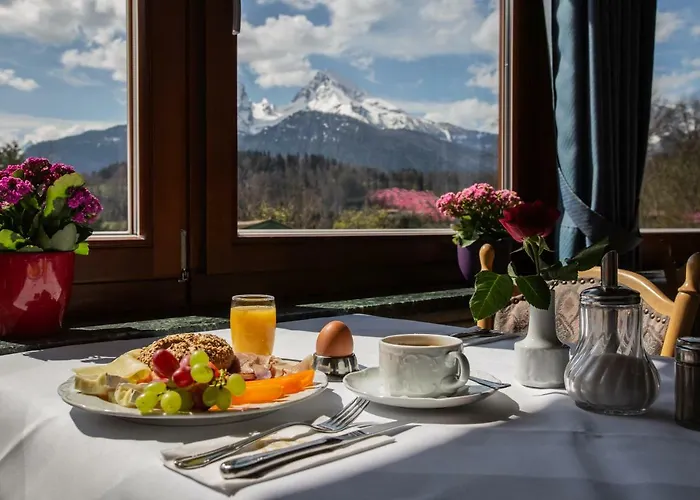 Vier Jahreszeiten Szálloda 3*